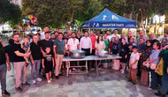Anahtar Parti Manisa'da aşure hayrı gerçekleştirdi