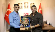 Ahmet Karadağ’dan MHP Şehzadeler İlçe Başkanı Emre Taşkıran’a hayırlı olsun ziyareti