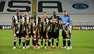 Manisa FK evinde rahat kazandı lider oldu