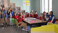 Demirci'de yurt öğrencilerinden minik öğrencilere anlamlı ziyaret