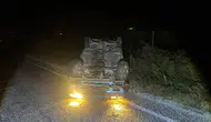 Manisa'da virajı alamayan otomobil takla attı
