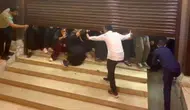 İndirim izdihamı kamerada: