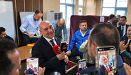 Akhisar Ticaret Borsası’nda Alper Alhat güven tazeledi