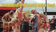 Komandoların gösterisi nefes kesti