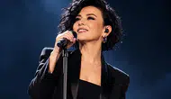 Fatma Turgut’un Diyarbakır konserinde kavga! Şarkısını kesip müdahale etti