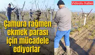 Çamura rağmen ekmek parası için mücadele ediyorlar