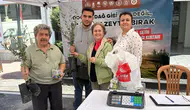 Saruhanlı’da “Bir Pil Getir, 8 Ton Toprağı Kurtar” kampanyasına yoğun ilgi