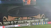 UEFA Avrupa Ligi'nde skandal! Açtıkları pankarta bakın