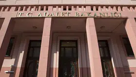 Adalet Bakanlığı’nın 15 bin kişilik alımı için gözler resmi duyuruda: Hangi kadrolar açılacak?