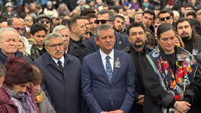 İlber Ortaylı için düzenlenen törene Özgür Özel'de katıldı