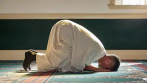 Miraç Kandili Namazı Nasıl Kılınır, Kaç Rekattır, Nasıl Niyet Edilir? İşte Tüm Detaylar