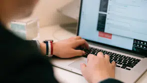 Ebeveynler dikkat: Çocukların bilgisayar kullanımı bu adımlarla takip edilebiliyor