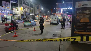 Araçtan inerken tabancası ateş aldı, ayağından vuruldu