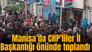 CHP'liler İl Başkanlığı önünde toplandı