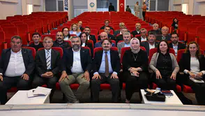 Büyükşehir Belediyesinden muhtarlara eğitim