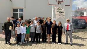 19 Mayıs'ta çocukların yüzü güldü