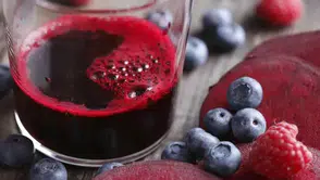 Tansiyon İçin Kırmızı Mucize! Her Gün 1 Bardak İçenlerde Kan Basıncı Dengelenebilir