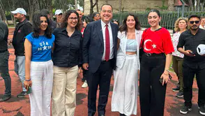 Üniversiteli Kadın Meclisi üniversiteli genç kadınlara yardımcı oluyor