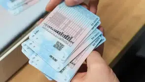 Sürücüler İçin Kritik Uyarı: Yeni Nesil Ehliyetlerde Yenileme Süresi Takibi Başladı