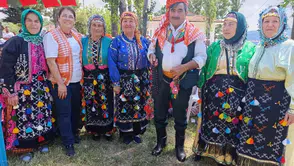Gördes Börez’de Kiraz Festivali Coşkusu