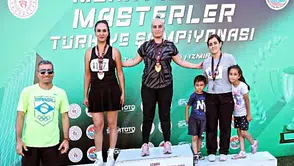 Manisalı atlet İzmir’de zirveye çıktı