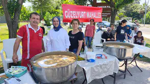 Güzelyurt mahallesi vatandaşlarından aşure hayrı