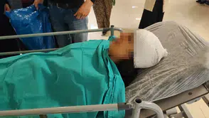 Ekmek almak içn çıktığı yolda köpklerin saldırısına uğradı