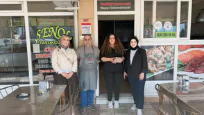 Ülkü Ocakları Asena Biriminden kadın esnaflara ziyaret