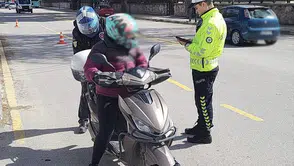 Manisa'da motosiklet sürücülerine ceza yağdı