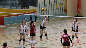 Manisa’da Yıldız Kızlar Voleybol İl Şampiyonu Değerli Zamanlar Spor Kulübü oldu