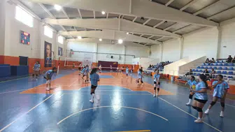 Sarıgöllü voleybolcular mağlubiyet yaşadı