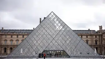 Louvre Müzesi soygununda 2 gözaltı