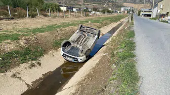 Otomobil kanala uçtu