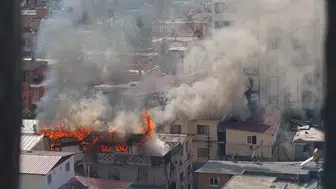 3 katlı müstakil evde çıkan yangın korkuttu