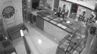 1 saatte kilolarca altını götürüp gittiler