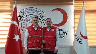 AK PARTİ MANİSA İL BAŞKANLIĞI’NDAN KIZILAY’A DESTEK