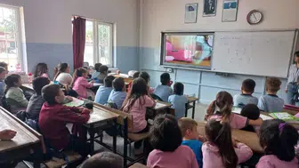 Öğrencilere ağız ve diş sağlığı eğitimi