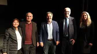 Ünlü Yazar Ahmet Ümit, Salihlili okurlarıyla buluştu