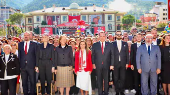 CHP Manisa’da alternatif Cumhuriyet Bayramı düzenledi