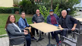 Mezun oldukları okulları için dernek kuruyorlar