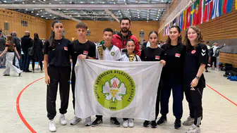Manisalı karateciler madalyalara doymadı