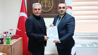 Başkan Şahin mazbatasını aldı