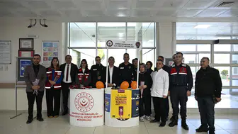 Demirci Sosyal Hizmet Merkezi'nden kadına yönelik şiddete karşı farkındalık çalışması