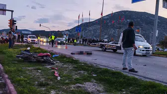 Manisa'da otomobil ile motosiklet çarpıştı: 1 ağır yaralı