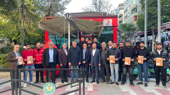 Manisa Celali Aşireti gençlerinden Kızılay’a kan bağışı