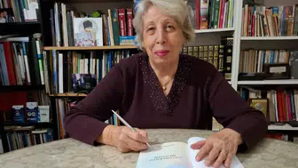 Manisa'da öğretmenlik yapan Sadberk Filizkan'ın kitapları okurlarla buluşuyor