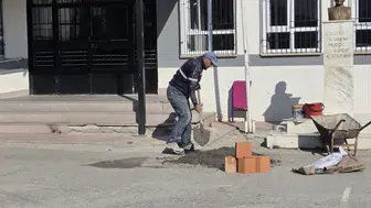 Dr. Ömer Faruk Meriç Ortaokulu’nda eğitim ortamı güzelleşiyor