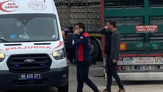 Benzin istasyonuna giren tır yaşlı adamın sonu oldu