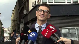 Papa ile görüşen Ahmet Minguzzi'nin babası gözyaşlarını tutamadı