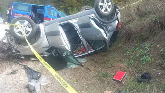 Şarampole uçan araç anne ve oğluna mezar oldu